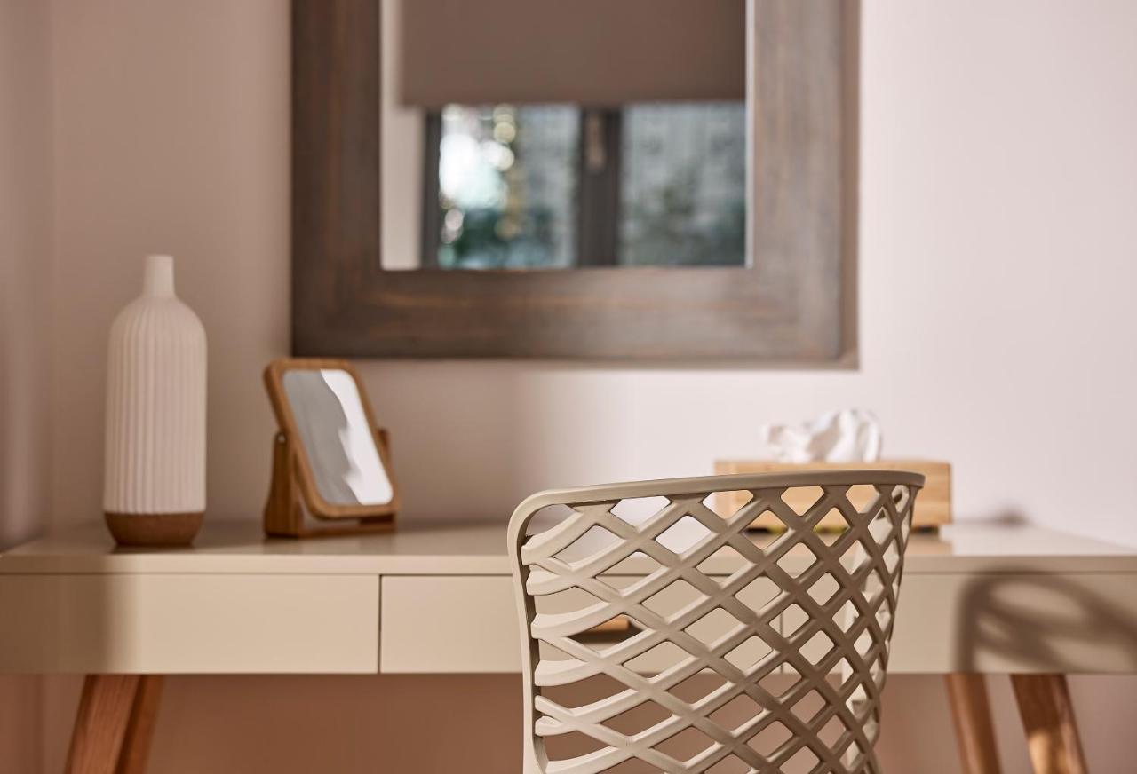 Elaia Luxury Condo Glyfada เอเธนส์ ภายนอก รูปภาพ